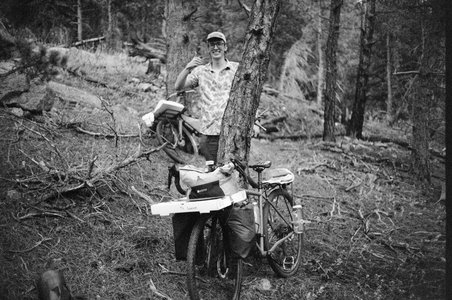 2026-08-23-BessaR-Canon35mm-Kentmere400at1600-012